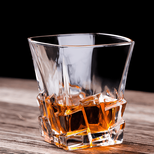 Japans kristallen whiskyglas – Iwa